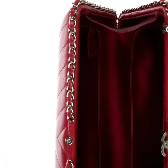 CHANEL Chevron Chain Around Clutch - Picture 4 of 5